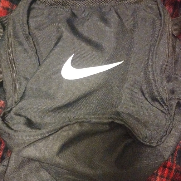 Nike Black and White Duffel Bag - Picture 4 of 6